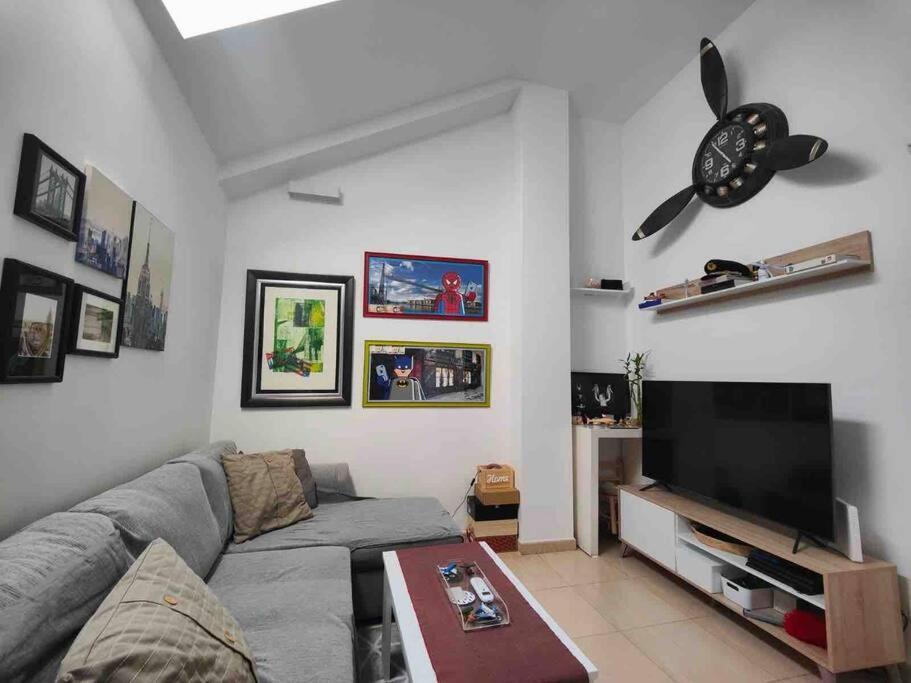 Apartamento Recien Reformado En Barajas Pueblo Madrid Exteriér fotografie