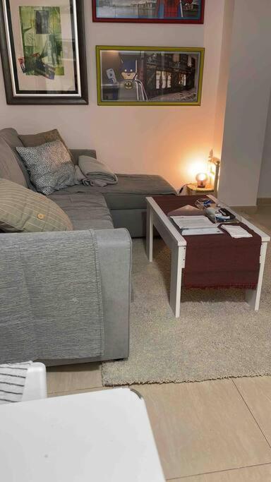 Apartamento Recien Reformado En Barajas Pueblo Madrid Exteriér fotografie